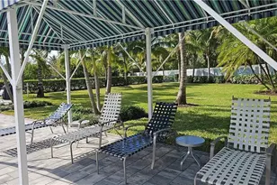 2305 Ariane Dr, Naples, FL 34112 - Photo 39