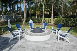 2305 Ariane Dr, Naples, FL 34112 - Photo 37