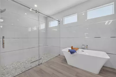 2141 Golden Gate Blvd E, Naples, FL 34120 - Photo 17
