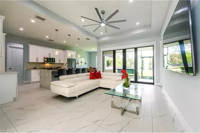 490 39th Ave NE, Naples, FL 34120 - Photo 7