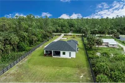 490 39th Ave NE, Naples, FL 34120 - Photo 3