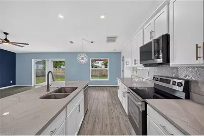 204 NW 28th Ter, Cape Coral, FL 33993 - Photo 7