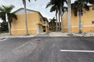 3950 Lora St, Fort Myers, FL 33916 - Photo 3