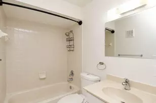 2214 Arbour Walk Cir, Naples, FL 34109 - Photo 25