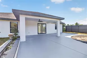 526 Wabasso Ave S, Lehigh Acres, FL 33974 - Photo 39