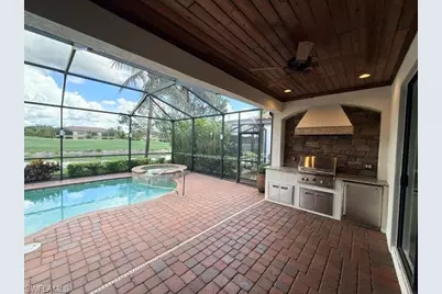 28517 Westmeath Ct, Bonita Springs, FL 34135 - Photo 11