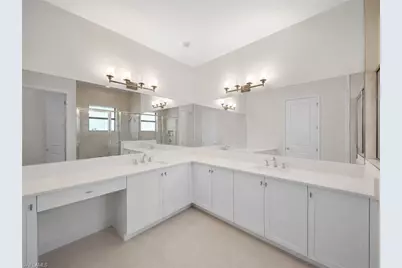 20534 Fair Oak Ln, Estero, FL 33928 - Photo 7