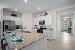 3103 E Windsor Dr, Alva, FL 33920 - Photo 11