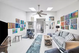 2490 Outrigger Ln, Naples, FL 34104 - Photo 23