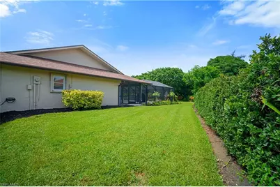 2236 Queens Blvd, Naples, FL 34112 - Photo 41