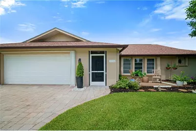 2236 Queens Blvd, Naples, FL 34112 - Photo 7