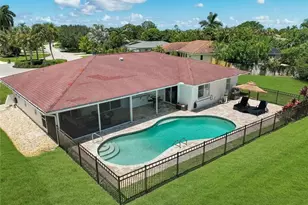 193 Heather Grove Ln, Naples, FL 34113 - Photo 19