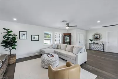 193 Heather Grove Ln, Naples, FL 34113 - Photo 5