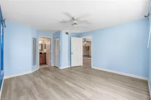 784 Landover Cir, Naples, FL 34104 - Photo 9