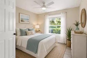 784 Landover Cir, Naples, FL 34104 - Photo 21