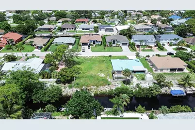 27298 Jolly Roger Ln, Bonita Springs, FL 34135 - Photo 13