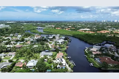 27298 Jolly Roger Ln, Bonita Springs, FL 34135 - Photo 21