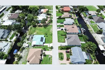 27298 Jolly Roger Ln, Bonita Springs, FL 34135 - Photo 15