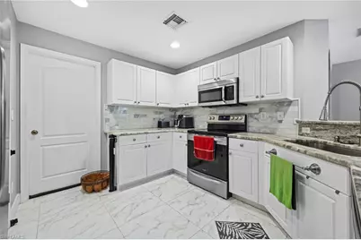 421 Broadmoor St, Lehigh Acres, FL 33974 - Photo 11