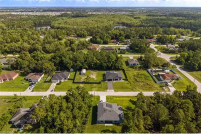 421 Broadmoor St, Lehigh Acres, FL 33974 - Photo 37