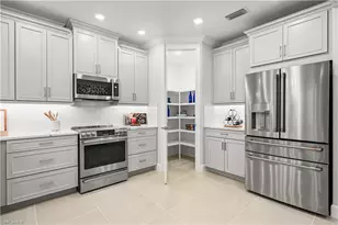 15339 Giardino Dr, Naples, FL 34114 - Photo 7
