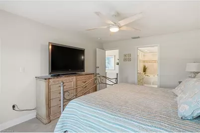 468 Capri Ct, Marco Island, FL 34145 - Photo 29