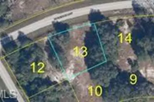 1117 Horseshoe Loop, Moore Haven, FL 33471 - Photo 1