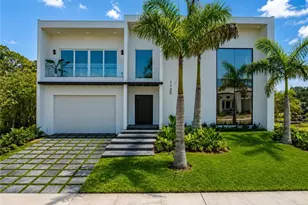 1135 Bluebird Ave, Marco Island, FL 34145 - Photo 15