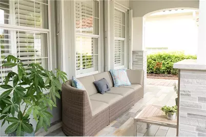 7658 Sicilia Ct, Naples, FL 34114 - Photo 5