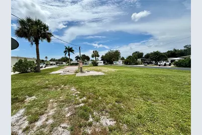 27341 Valois Dr, Bonita Springs, FL 34135 - Photo 3
