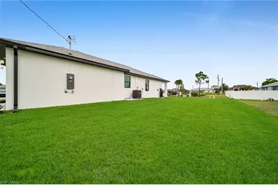 2015 NW 23rd St, Cape Coral, FL 33993 - Photo 23