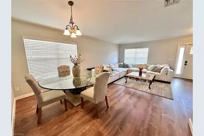 9808 Gladiolus Bulb Loop, Fort Myers, FL 33908 - Photo 3