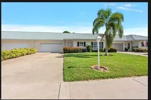 1335 Broadwater Dr, Fort Myers, FL 33919 - Photo 1