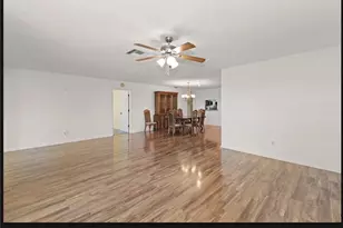 1335 Broadwater Dr, Fort Myers, FL 33919 - Photo 11