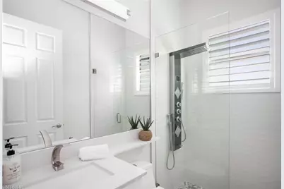 3910 Glacier Ct, Naples, FL 34119 - Photo 21