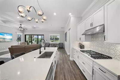9811 Everglades Dr, Naples, FL 34120 - Photo 11