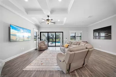 9811 Everglades Dr, Naples, FL 34120 - Photo 13