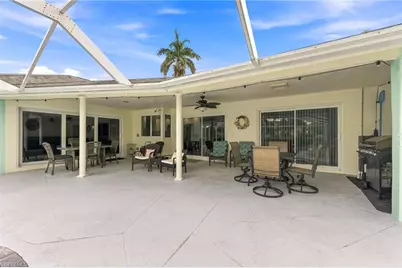 350 Pinehurst Cir, Naples, FL 34113 - Photo 23