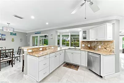 350 Pinehurst Cir, Naples, FL 34113 - Photo 11