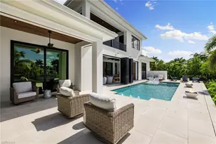 528 Turtle Hatch Rd, Naples, FL 34103 - Photo 25