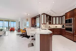 60 Seagate Dr, Naples, FL 34103 - Photo 5