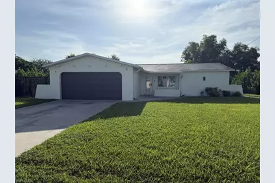 525 SE 11th Ct, Cape Coral, FL 33990 - Photo 1