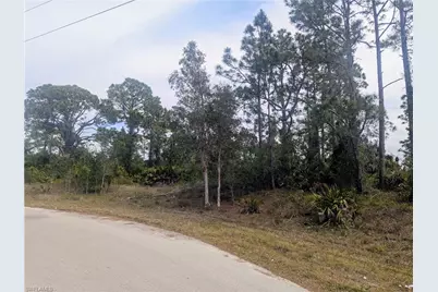705 Bedford Dr, Lehigh Acres, FL 33974 - Photo 3