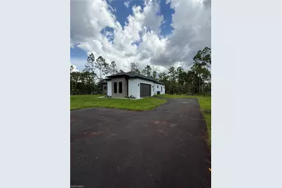 2594 50th Ave NE, Naples, FL 34120 - Photo 13