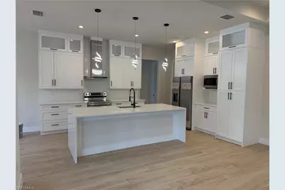 2594 50th Ave NE, Naples, FL 34120 - Photo 5