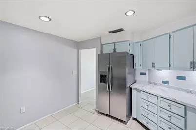 4900 Tahiti Ln, Naples, FL 34112 - Photo 13