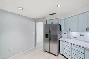 4900 Tahiti Ln, Naples, FL 34112 - Photo 13