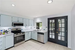 4900 Tahiti Ln, Naples, FL 34112 - Photo 11