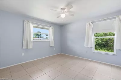4900 Tahiti Ln, Naples, FL 34112 - Photo 27