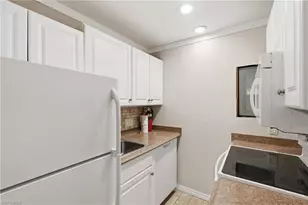 4900 Tahiti Ln, Naples, FL 34112 - Photo 37
